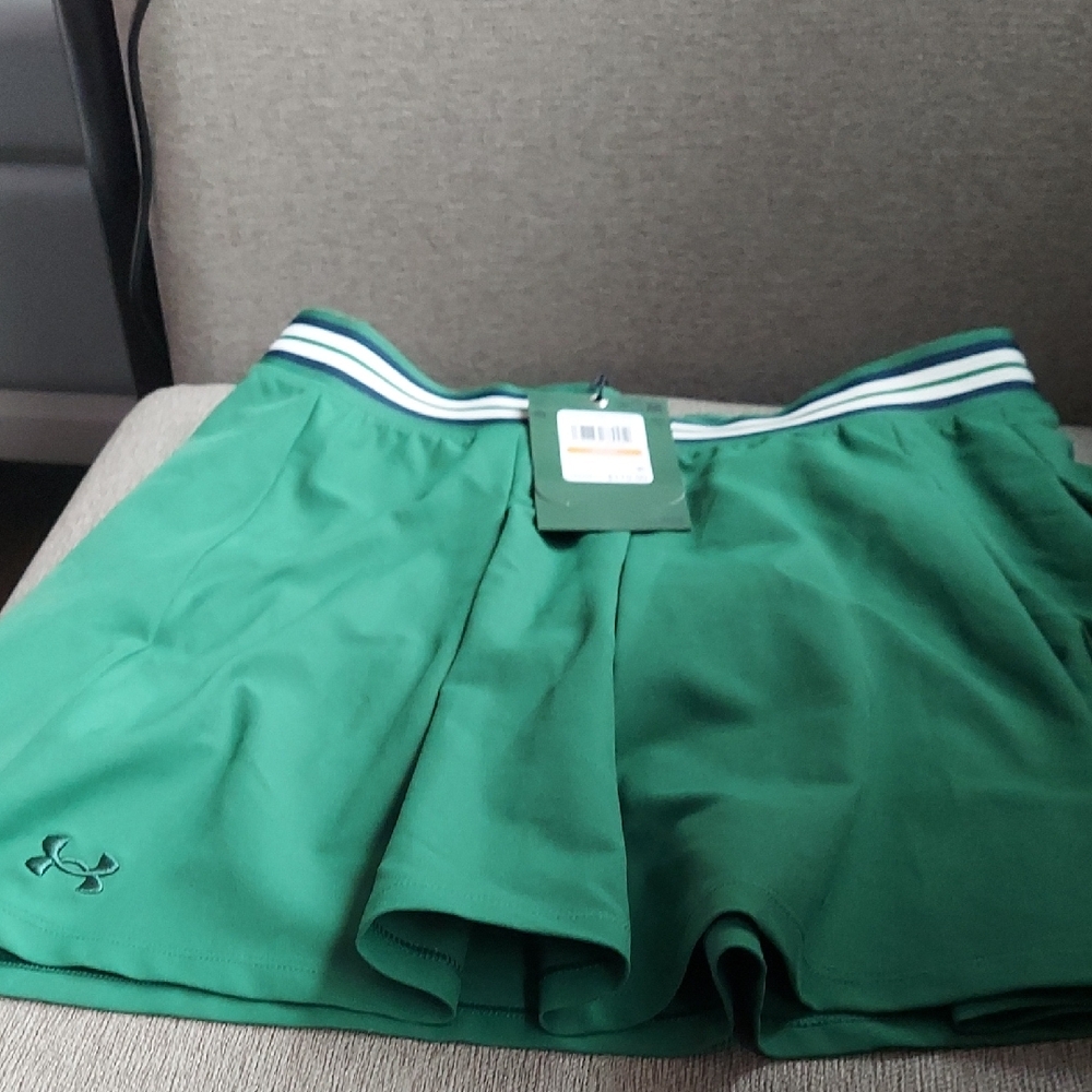 Under Armour Women's Emerald Green Athletic Shorts